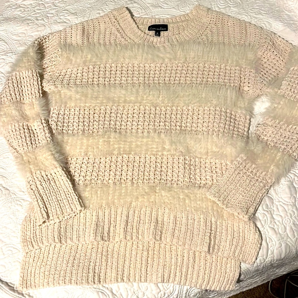 Allison Andrews Pullover Crewneck Super Soft Sweater